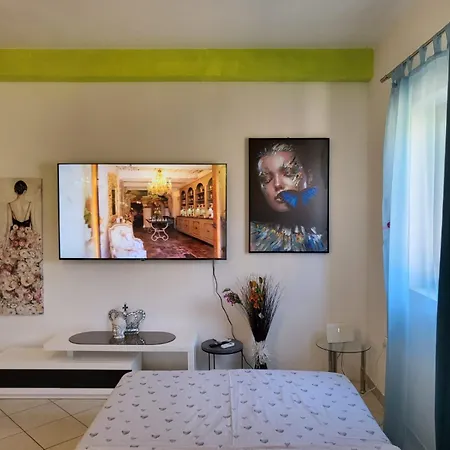 With Private Parking Self Check In Апартаменты *