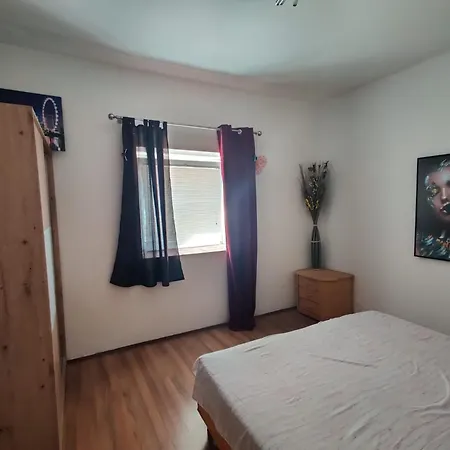 Апартаменты With Private Parking Self Check In Пула