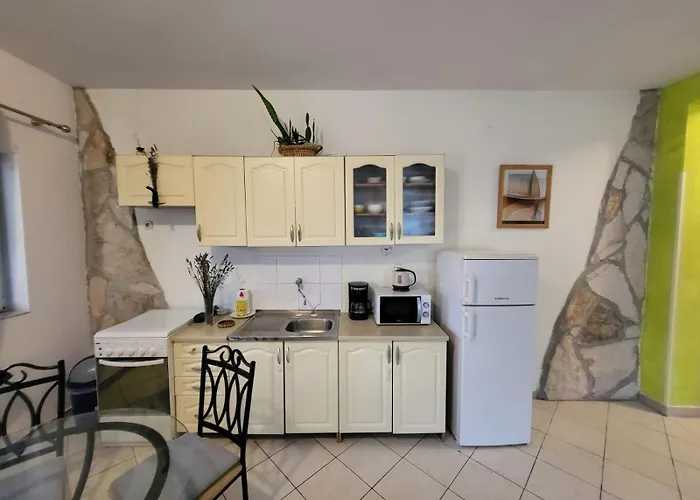 Διαμέρισμα With Private Parking Self Check In